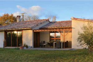 extérieur maison bioclimatique béton de chanvre