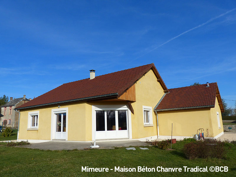 Maison en béton de chanvre tradical finie à Mimeure