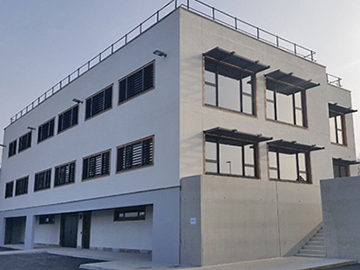 Façades préfabriquées en béton de chanvre Tradical